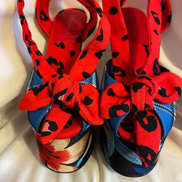 EUC Jeffrey Campbell Platform Wedge Sandals Size 7.5 - Picture 6 of 11